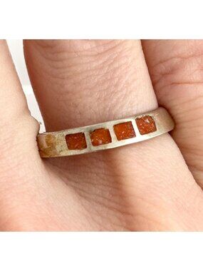 Coral Chip Inlaid Southwest Style Sterling Silver 925 Vintage Ring - sz 7.5
